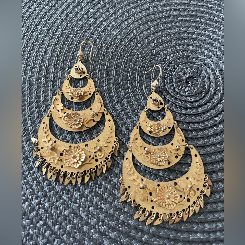 Juicy Couture antique Gold Tone massive Large Earrings - Picture 3 of 6